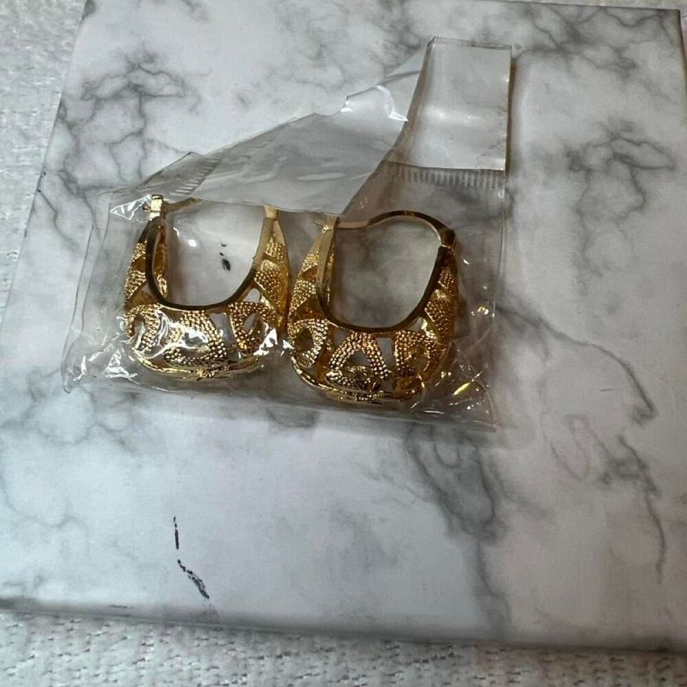 Unbranded Women's Gold Jewellery